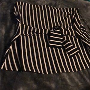 Vertical stripped tube top